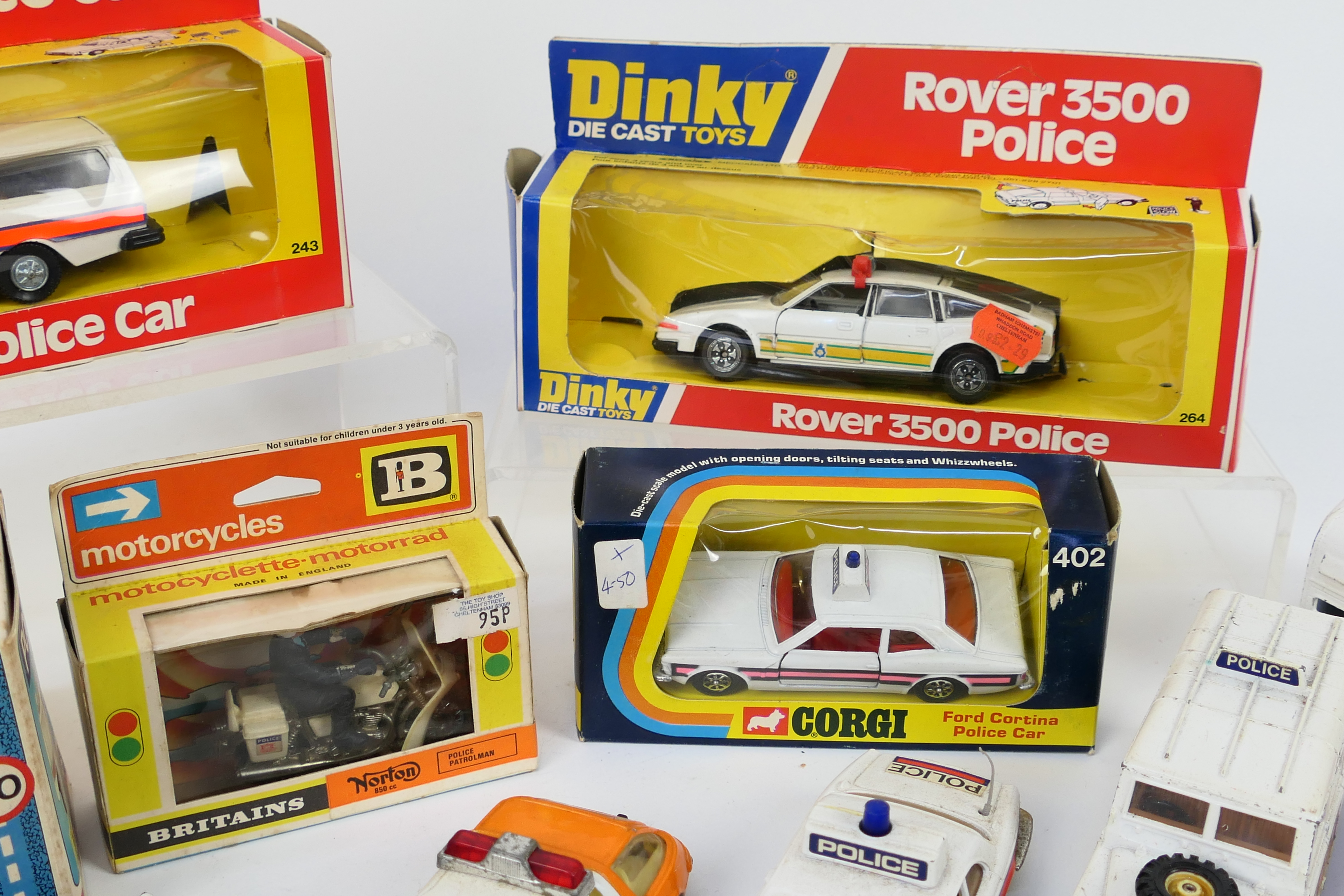 Corgi - Britains - Dinky - Matchbox - Others - Five boxed diecast Police vehicles with a group of - Image 3 of 5