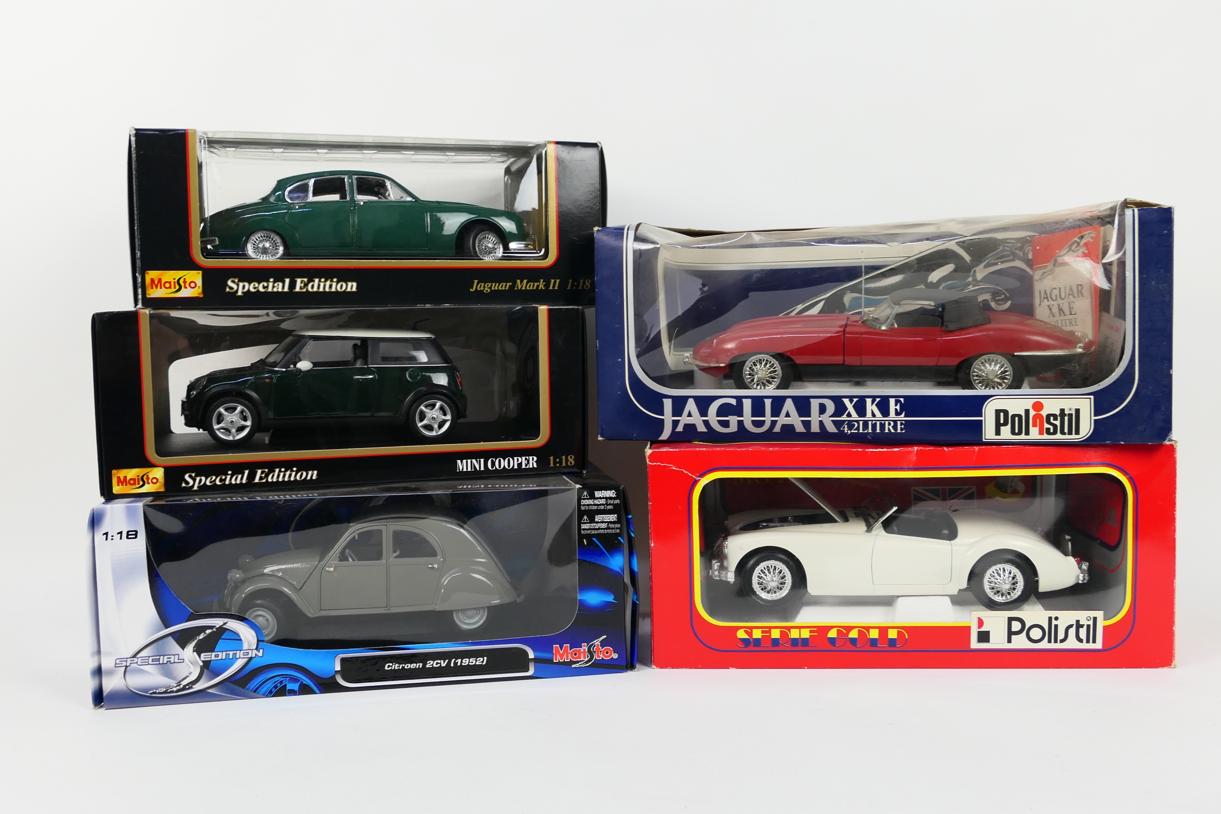 Maisto - Polistil - Five boxed Bburago diecast model vehicles in 1:18 scale.