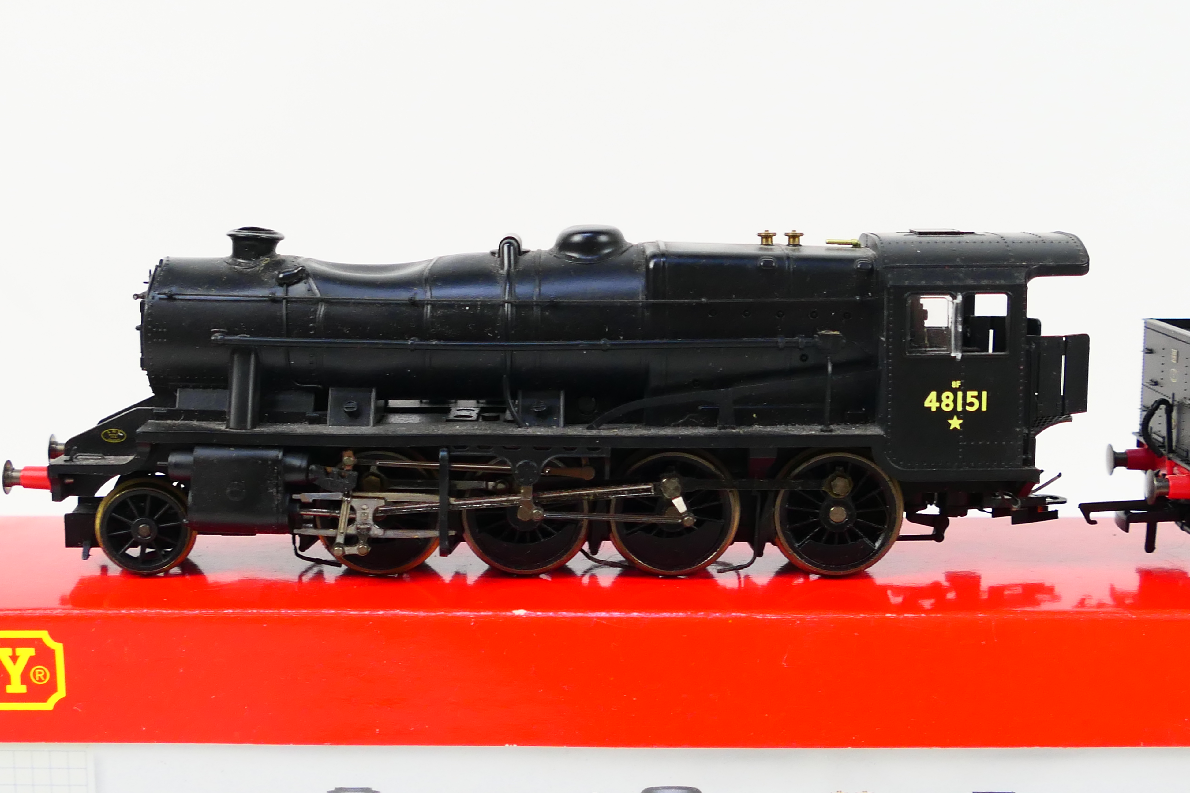 Hornby - A boxed OO gauge Super Detail Class 8F locomotive number 48151 # R2462. - Image 2 of 5