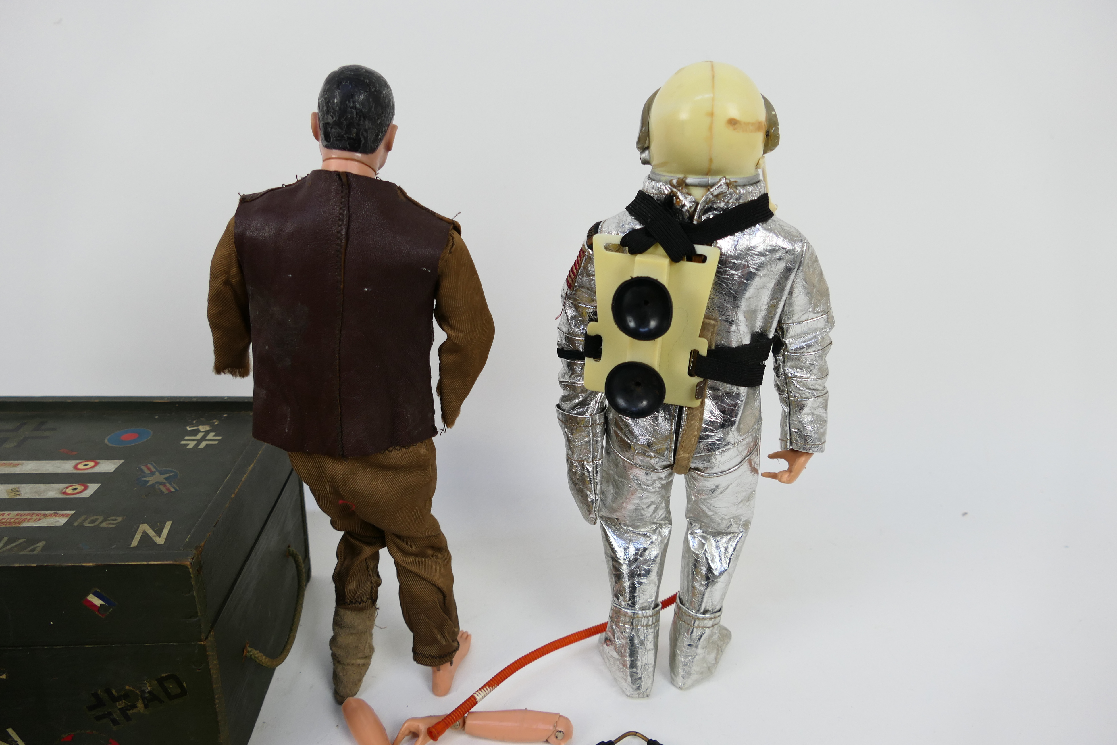 Palitoy - Action Man - 2 x painted hair figures and a kit locker, - Image 5 of 7