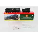 Hornby - A boxed Hornby SUPER DETAIL R2169 Merchant Navy Class 4-6-2 steam locomotive and tender Op.