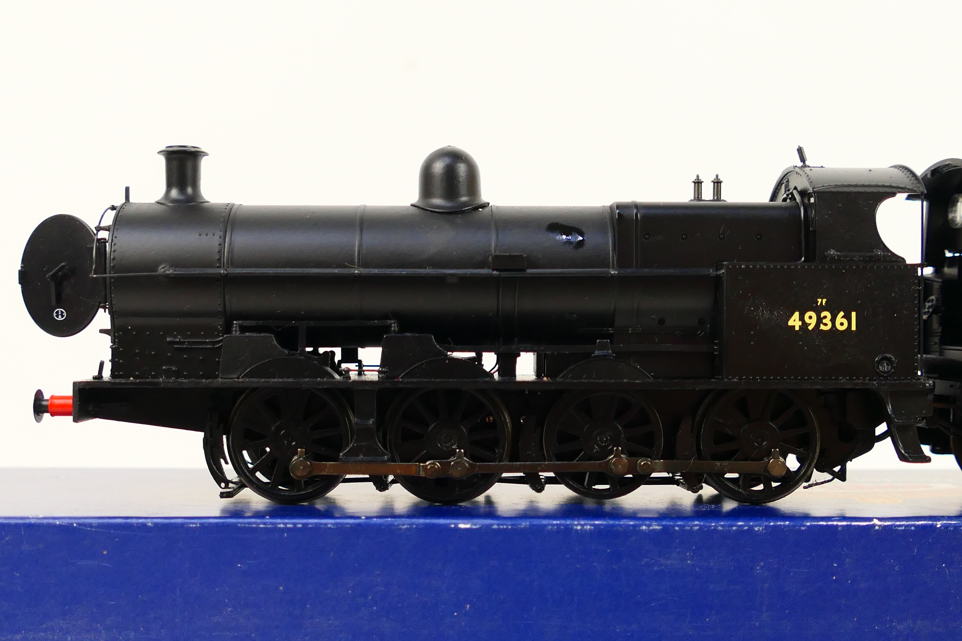 Bachmann - A boxed OO gauge Class G2A 0-8-0 locomotive in BR black livery number 49361 labeled as - Image 3 of 4