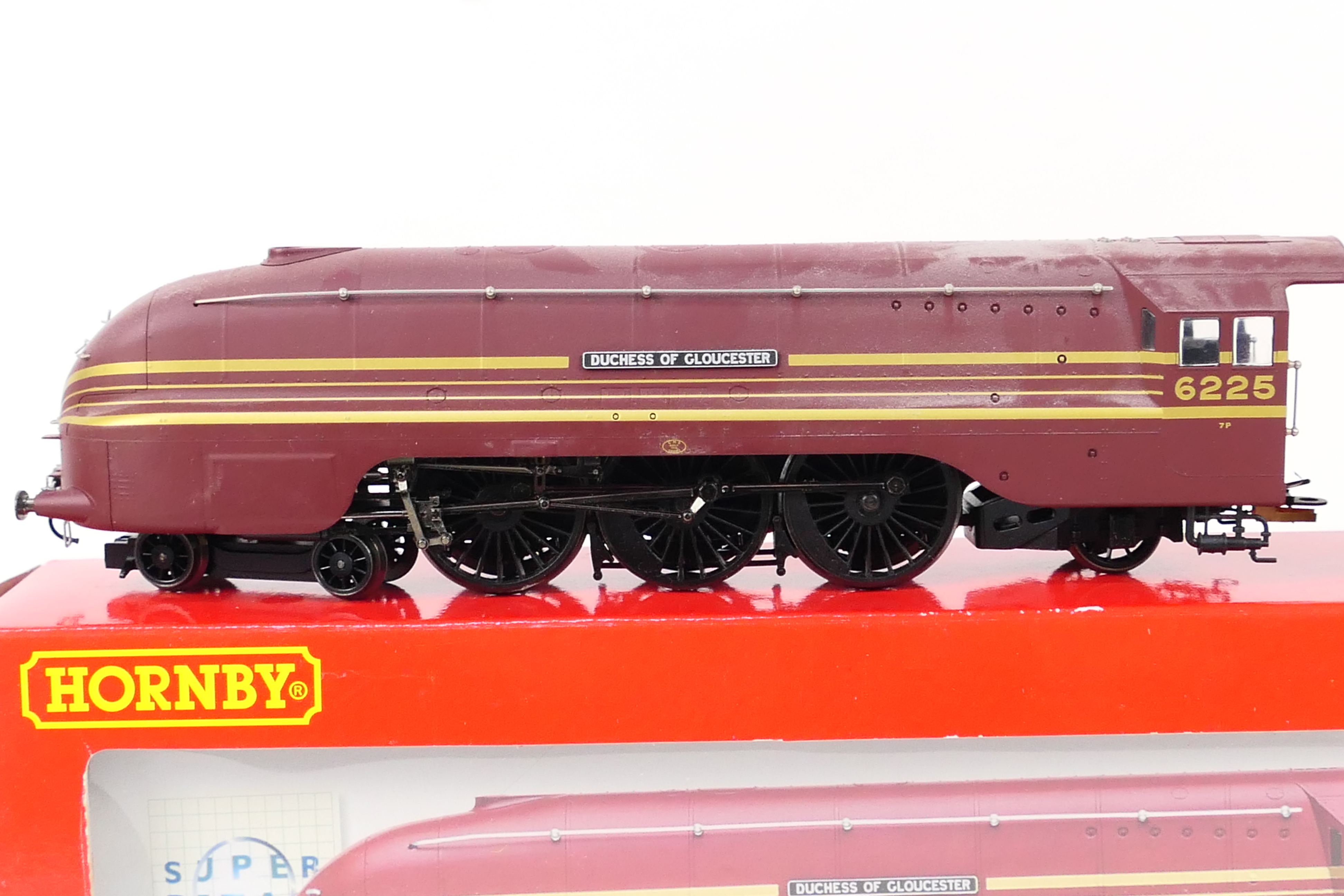 Hornby - A boxed Hornby SUPER DETAIL R2179 Coronation Class 4-6-2 steam locomotive and tender Op.No. - Image 2 of 4