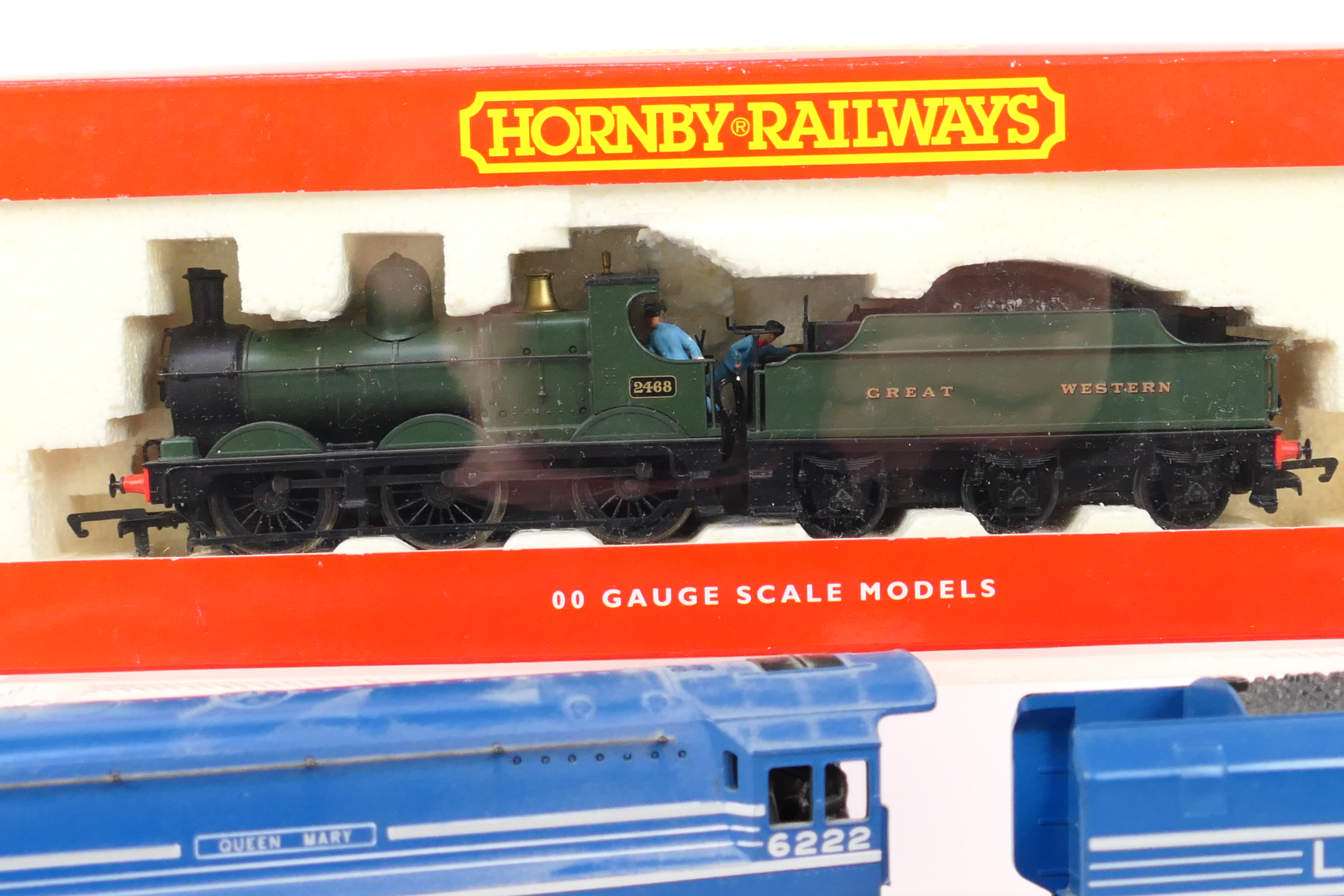 Hornby - Twbo boxed Hornby OO gauge steam locomotive and tenders. - Image 2 of 4