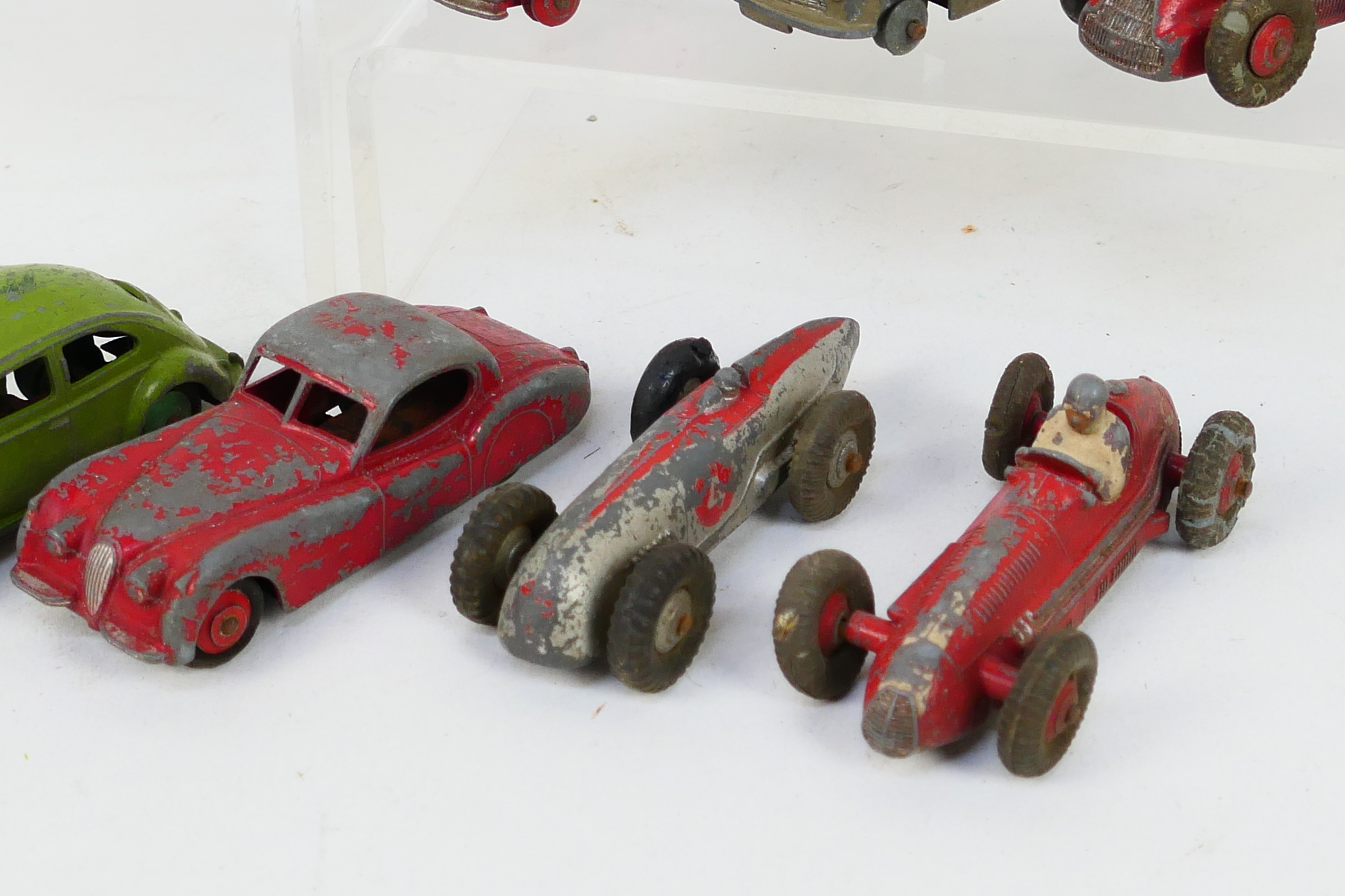 Dinky - A collection of 14 x unboxed vehicles including VW Beetle # 181, Talbot-Lago # 23k, - Image 4 of 5