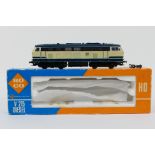 Roco - A boxed HO gauge Roco #4151 Class BR 215 033-2 electric locomotive of the Deutsche Bahn.