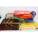Ideal - Mettoy - Waddingtons - Others - A conglomeration of vintage board games and toys including