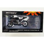 Minichamps - A boxed 1:12 scale Valentino Rossi Collection limited edition Honda RC211V 2002