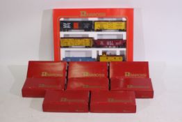 Rivarossi - A boxed Freight Set of 6 x HO gauge wagons # 6992 and 8 x boxed Gondola wagons # 2244.