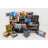 Maisto - Corgi - Vitesse - Others - Over 20 boxed diecast and plastic model vehicles in various