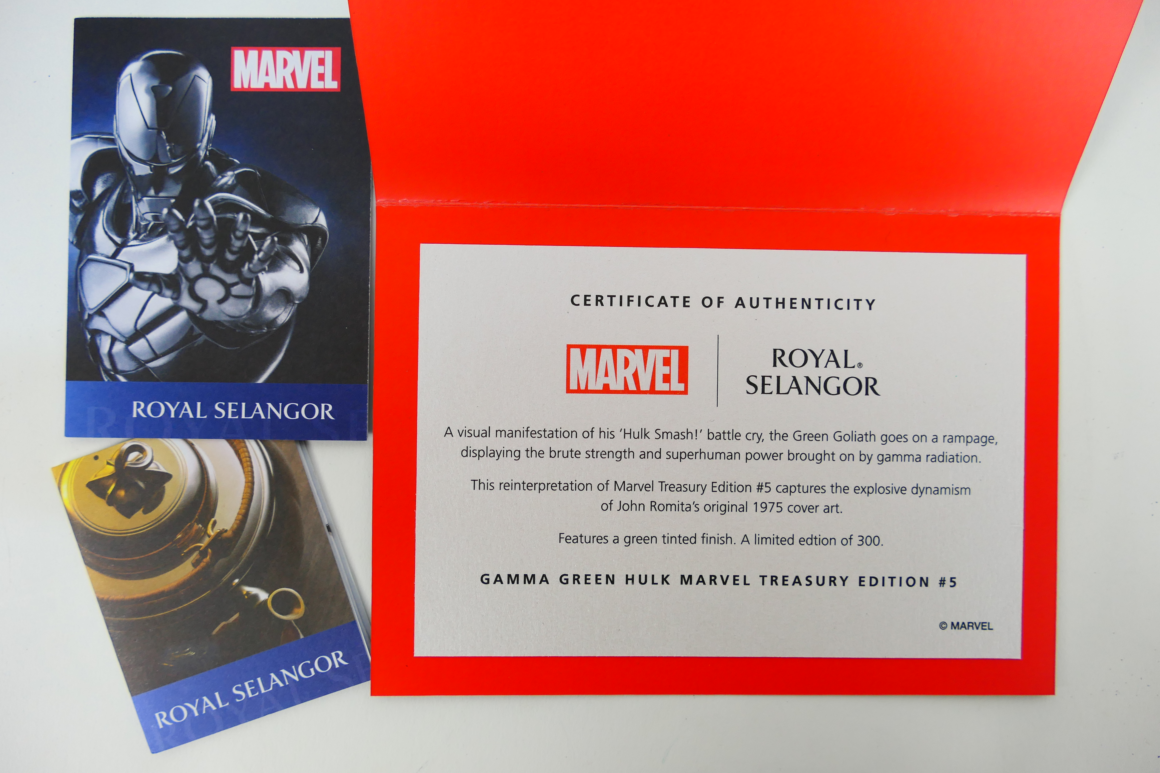 Royal Selangor - Marvel - A limited edition Royal Selangor Pewter Hulk Marvel Treasury Edition # 5 - Image 8 of 8
