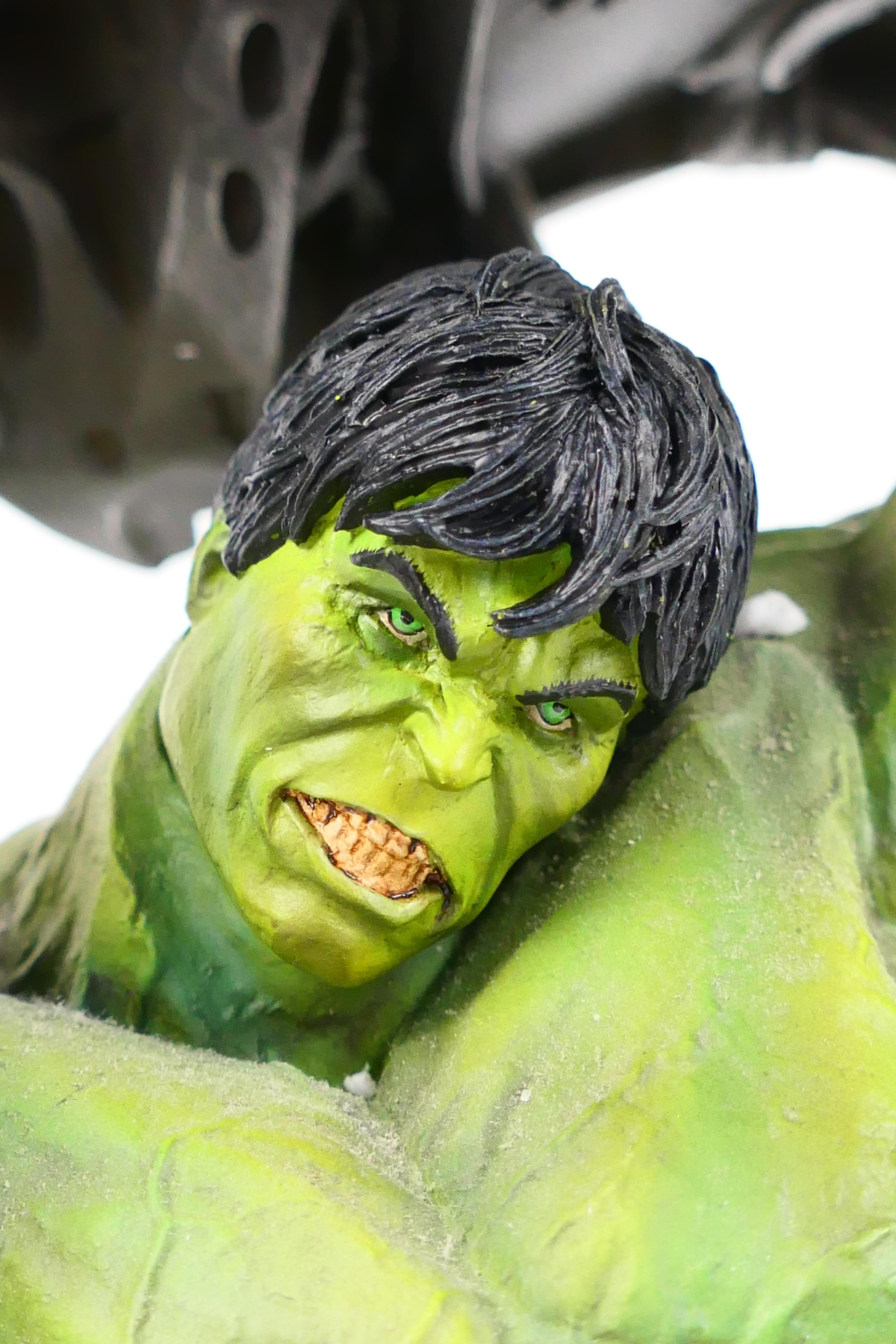 Kotobukiya - Marvel - A boxed limited edition The Incredible Hulk fine art statue number 2596 of - Image 4 of 7