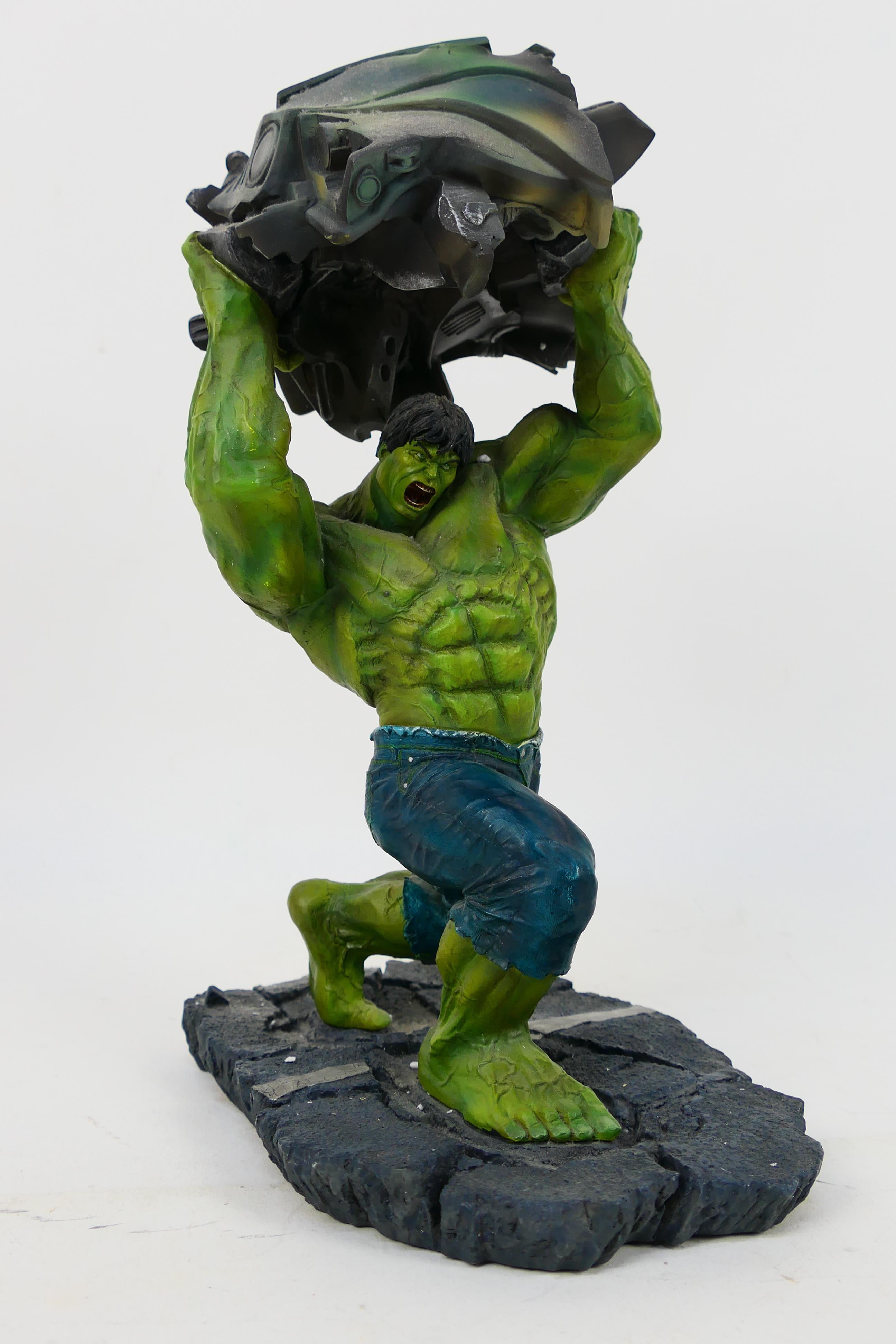 Kotobukiya - Marvel - A boxed limited edition The Incredible Hulk fine art statue number 2596 of - Image 2 of 7