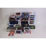 Bburago - Maisto - Norev - Others - A mixed boxed group of diecast model vehicles in several scales