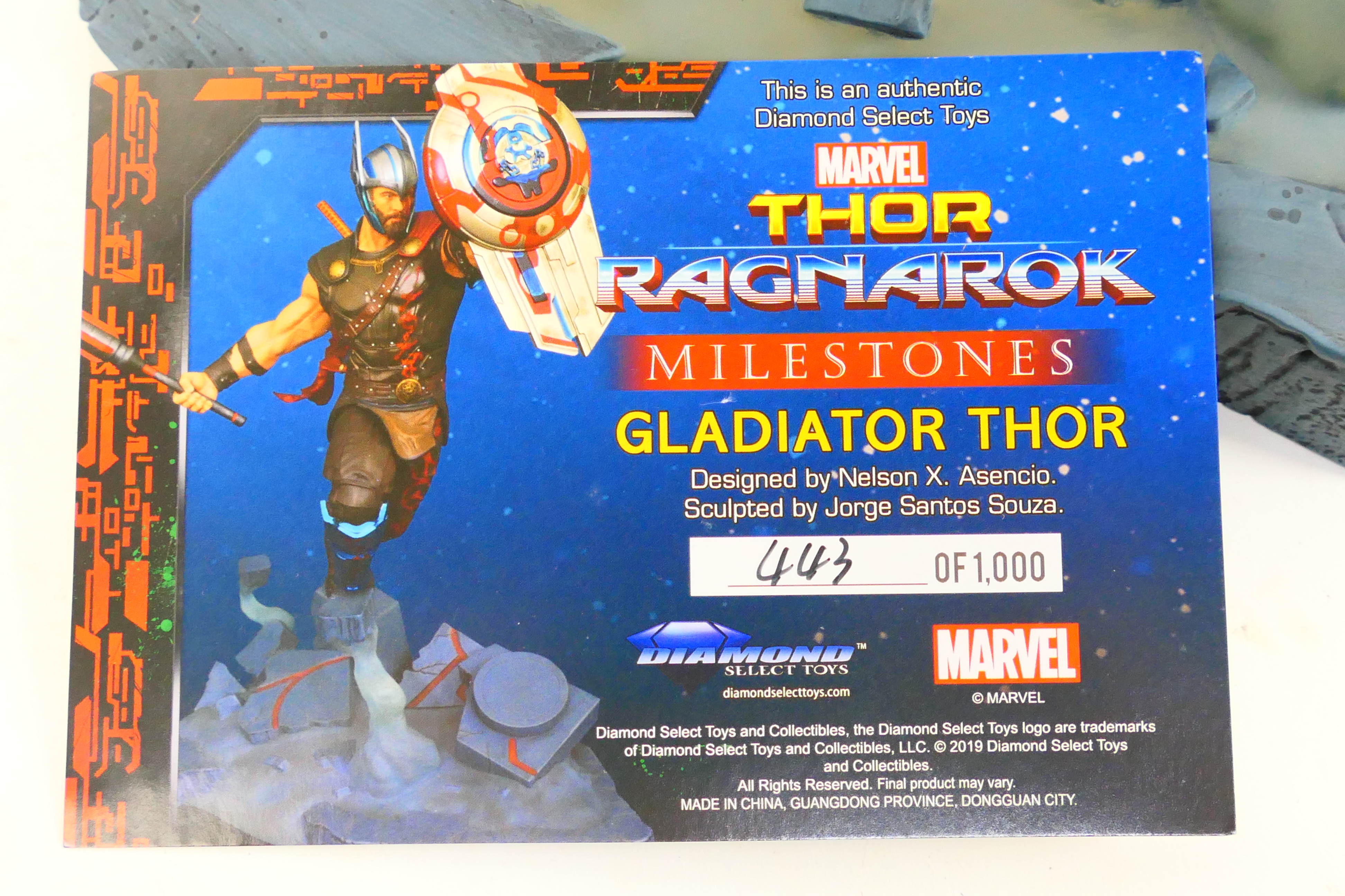 Diamond Select Toys - Marvel - A limited edition Marvel Thor Ragnarok Milestones Gladiator Thor 18 - Image 10 of 11