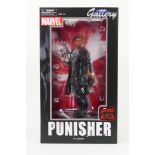 Diamond Select Toys - Marvel - A factory sealed 11 inch Punisher diorama sculpted by Rocco