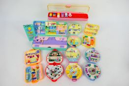 Polly Pocket - Bluebird - An unboxed collection of eight vintage 1989 'Polly Pocket' compact