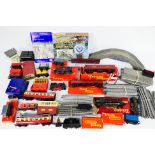 Tri-ang - Lionel - A collection of OO gauge railway items including 4-6-2 locomotive Princess