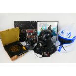 Superphone - Danilo - Star Wars - A collection including a Darth Vader telephone, a helmet,