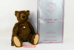 Steiff - A large boxed limited edition #406010 brown mohair Steiff bear - The replica 1993 '1907