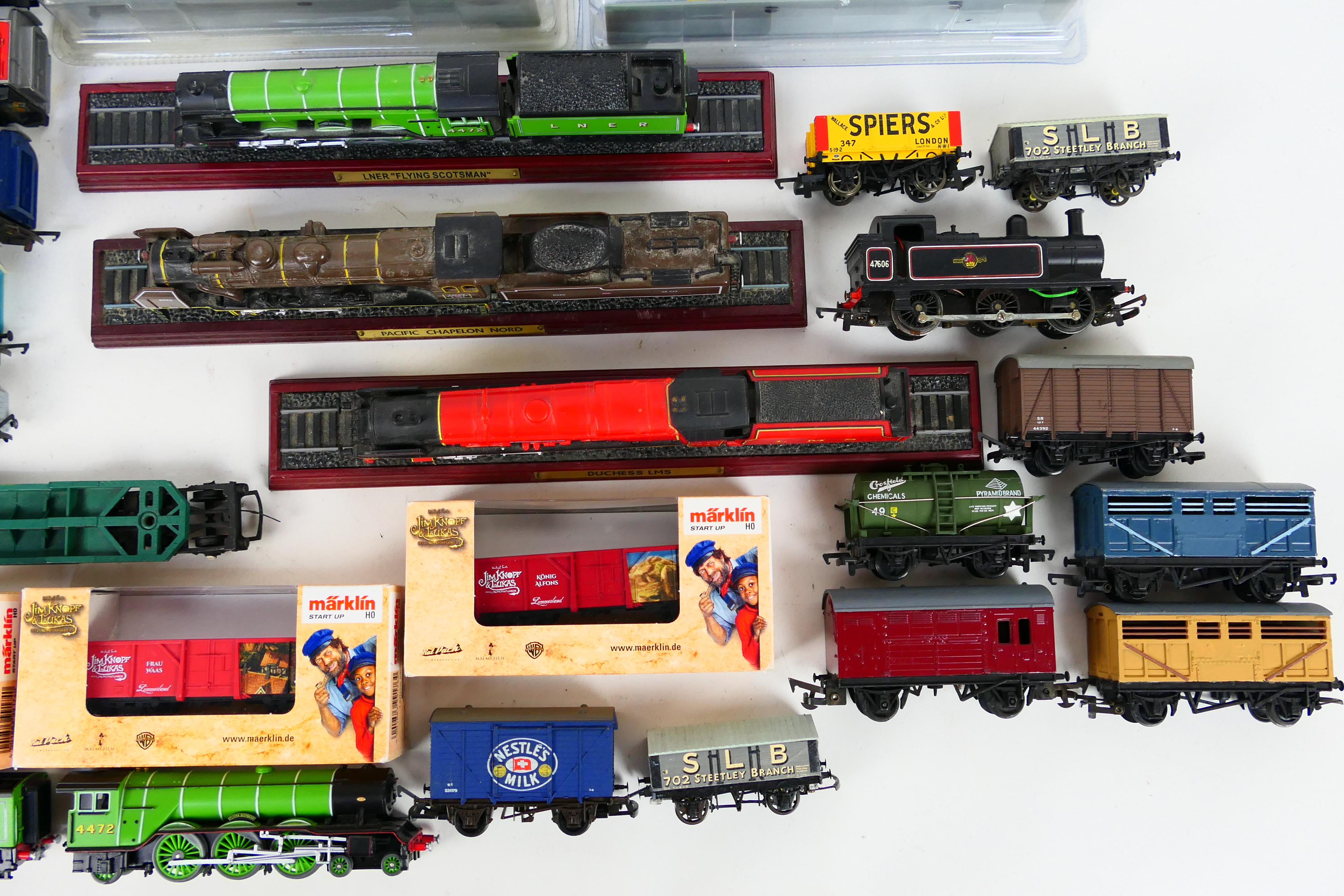 Bachmann - Triang - Marklin - Peco - Others - A mixed collection of largely unboxed OO gauge - Image 5 of 6