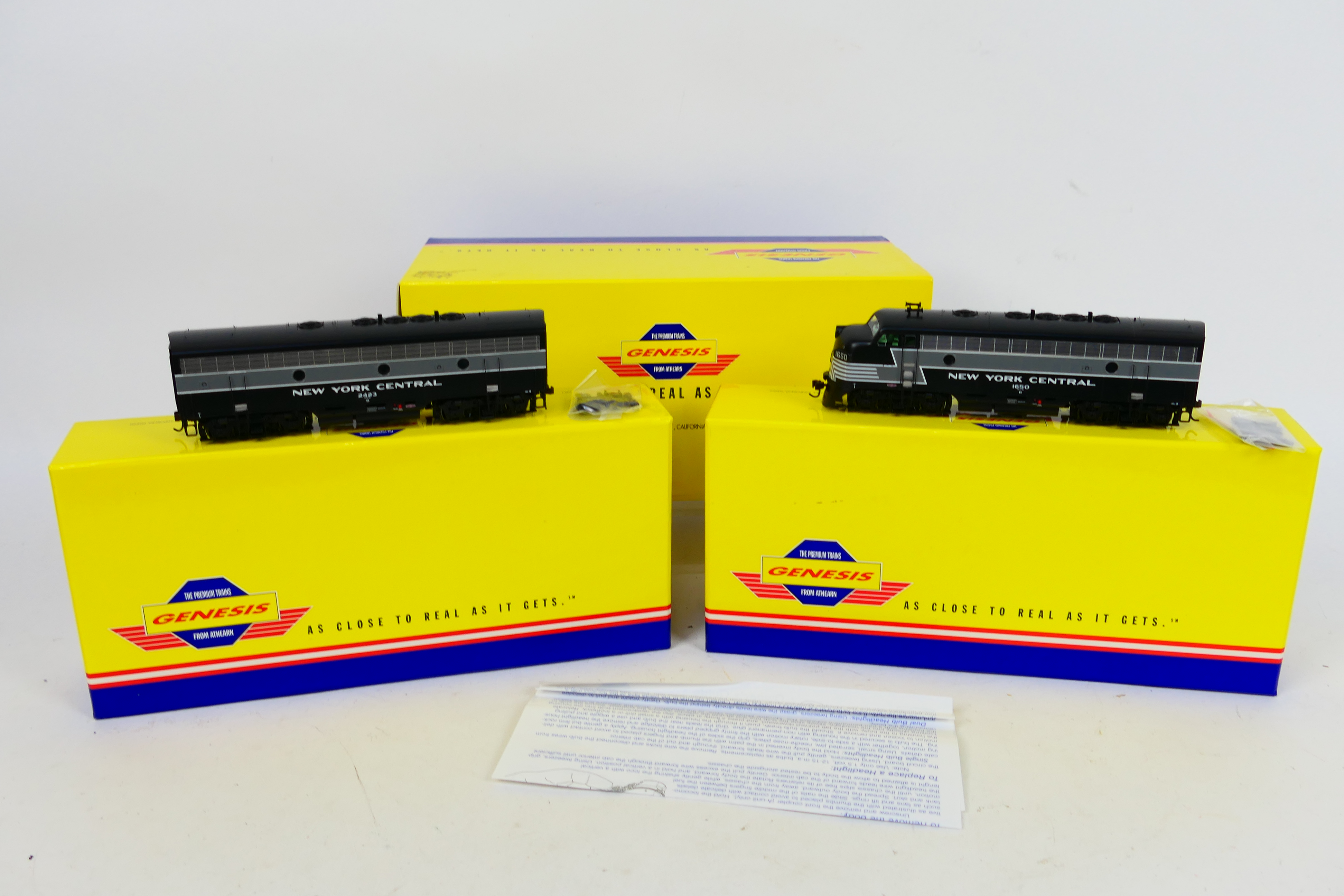 Athearn / Genesis - A boxed HO gauge Athearn G1517AB F7A-B EMD diesel electric locomotive set Op.No.