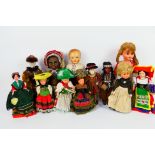 Netta - Molls Doll - Other - An unboxed group of 12 collectable dolls,