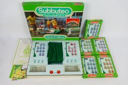 Subbuteo - A boxed Subbuteo #60140 'Club Edition' set with five boxed lightweight teams.