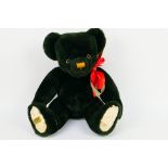 Merrythought - A limited edition Merrythought 'Holly' bear - Bear is limited edition number 2 of 10.