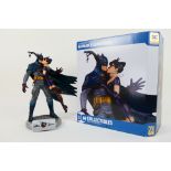 DC Collectibles - Batman - A limited edition DC Bombshells series Batman & Catwoman deluxe statue