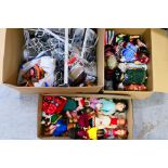 Roddy - Others - A large collection of collectable doll, spare parts for dolls,