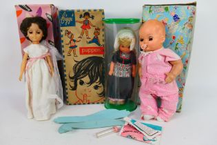 Palitoy - Biggi - Three boxed vintage dolls.