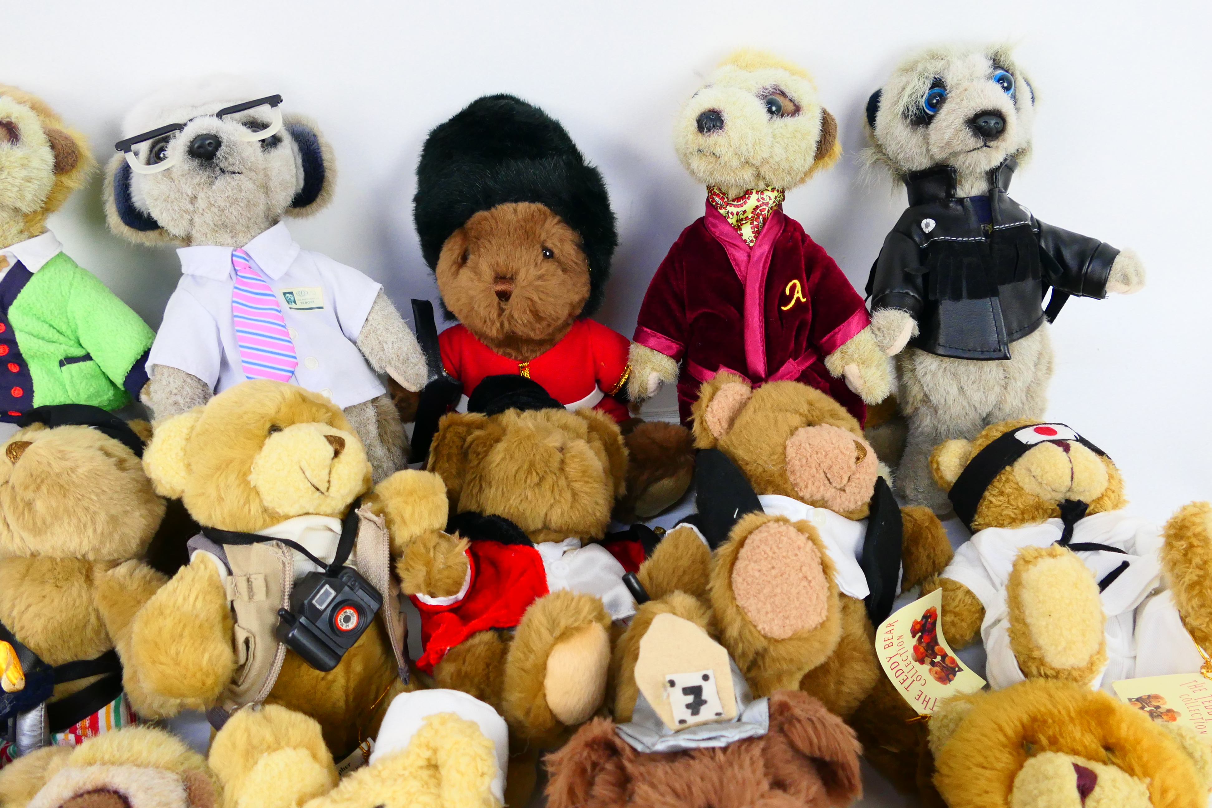 The Teddy Bear Collection - Meerkats - Others - A group of unboxed modern soft toys. - Image 3 of 5