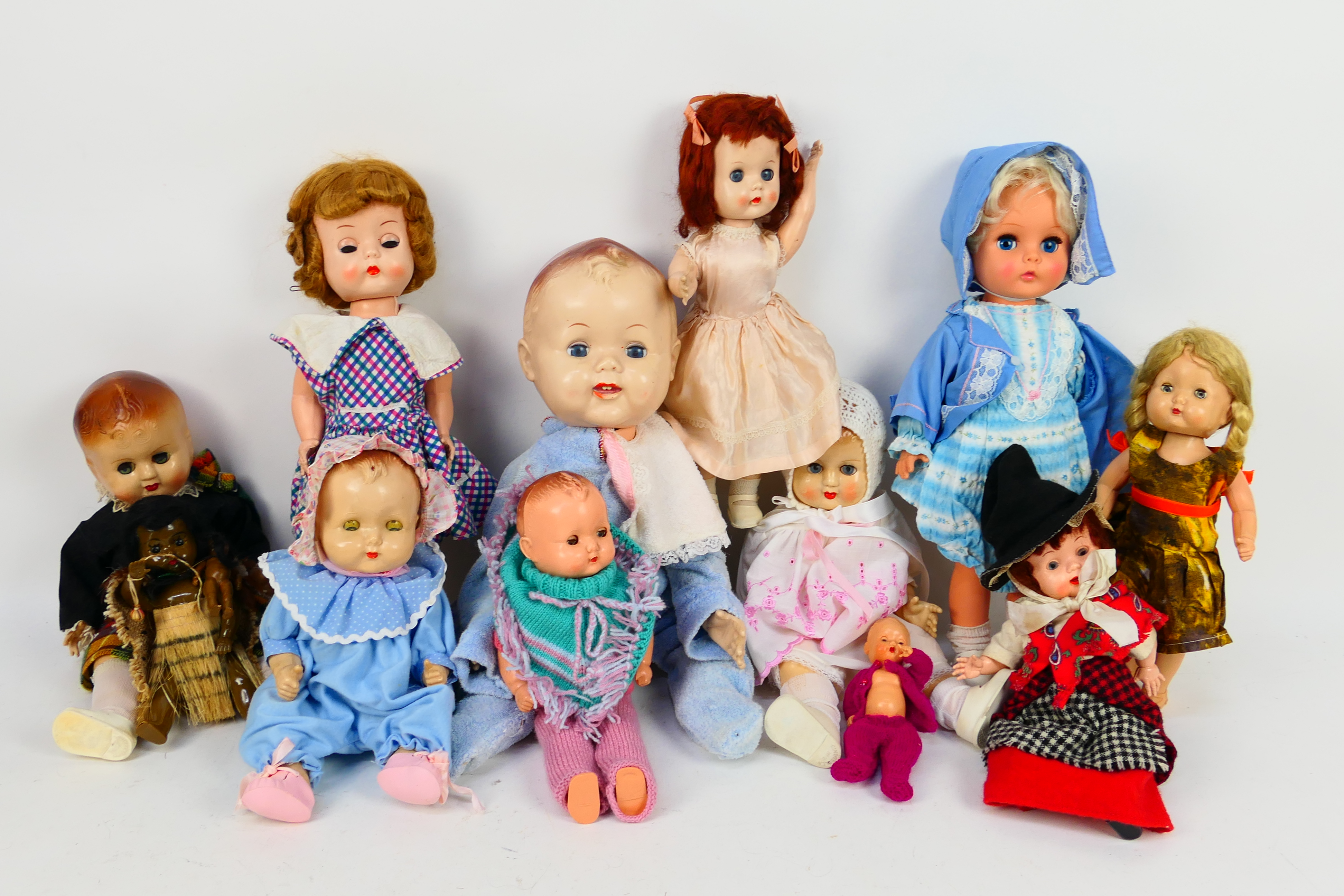 Roddy Dolls - An unboxed group of vintage Roddy dolls in various sizes,