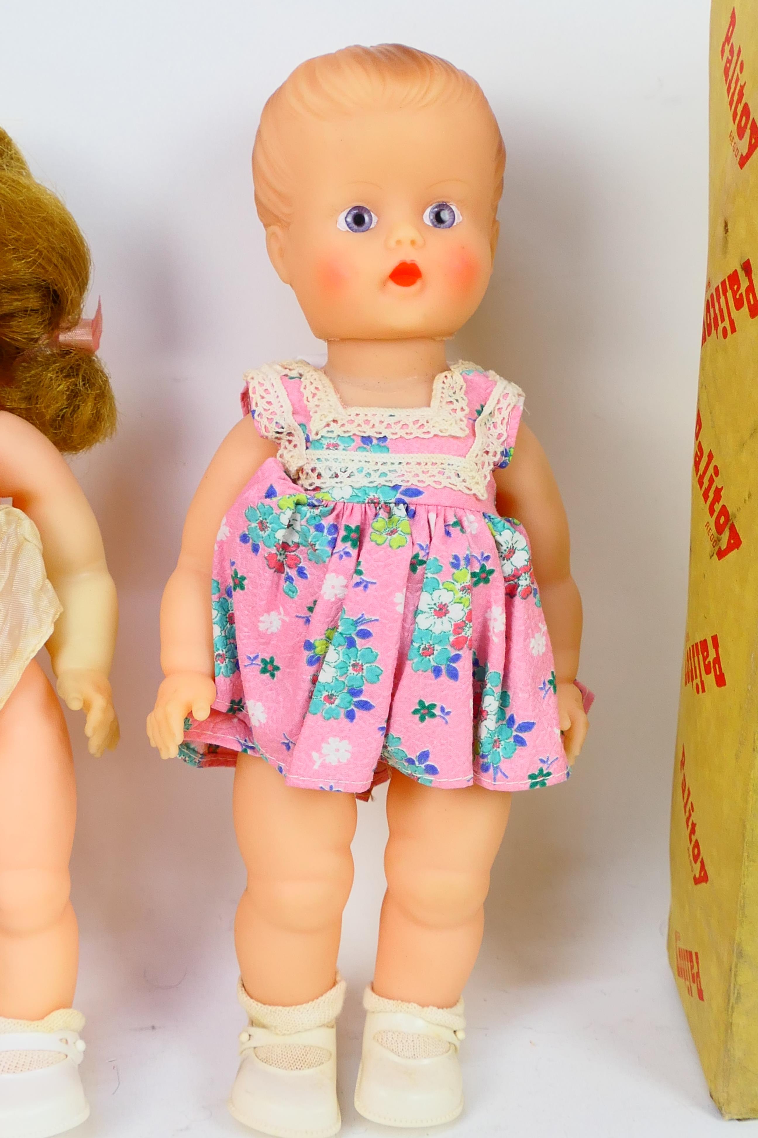 Palitoy - Two boxed vintage Palitoy 'Petal Skin' vinyl dolls. - Image 3 of 5