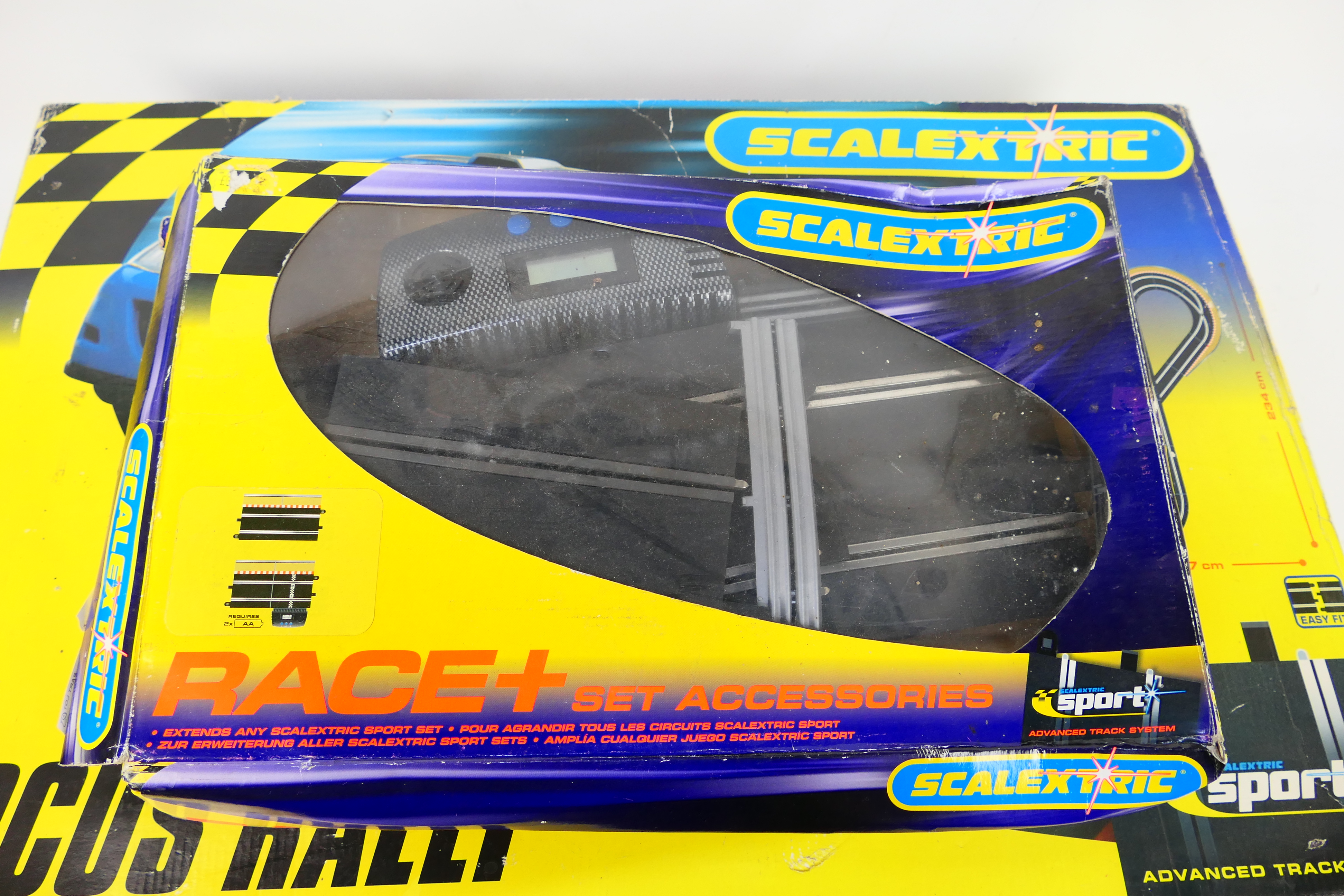 Scalextric - A boxed Scalextric 'Focus Rally' set and a Scalextric C8307 Race + Lap Counter Pack. - Image 4 of 4