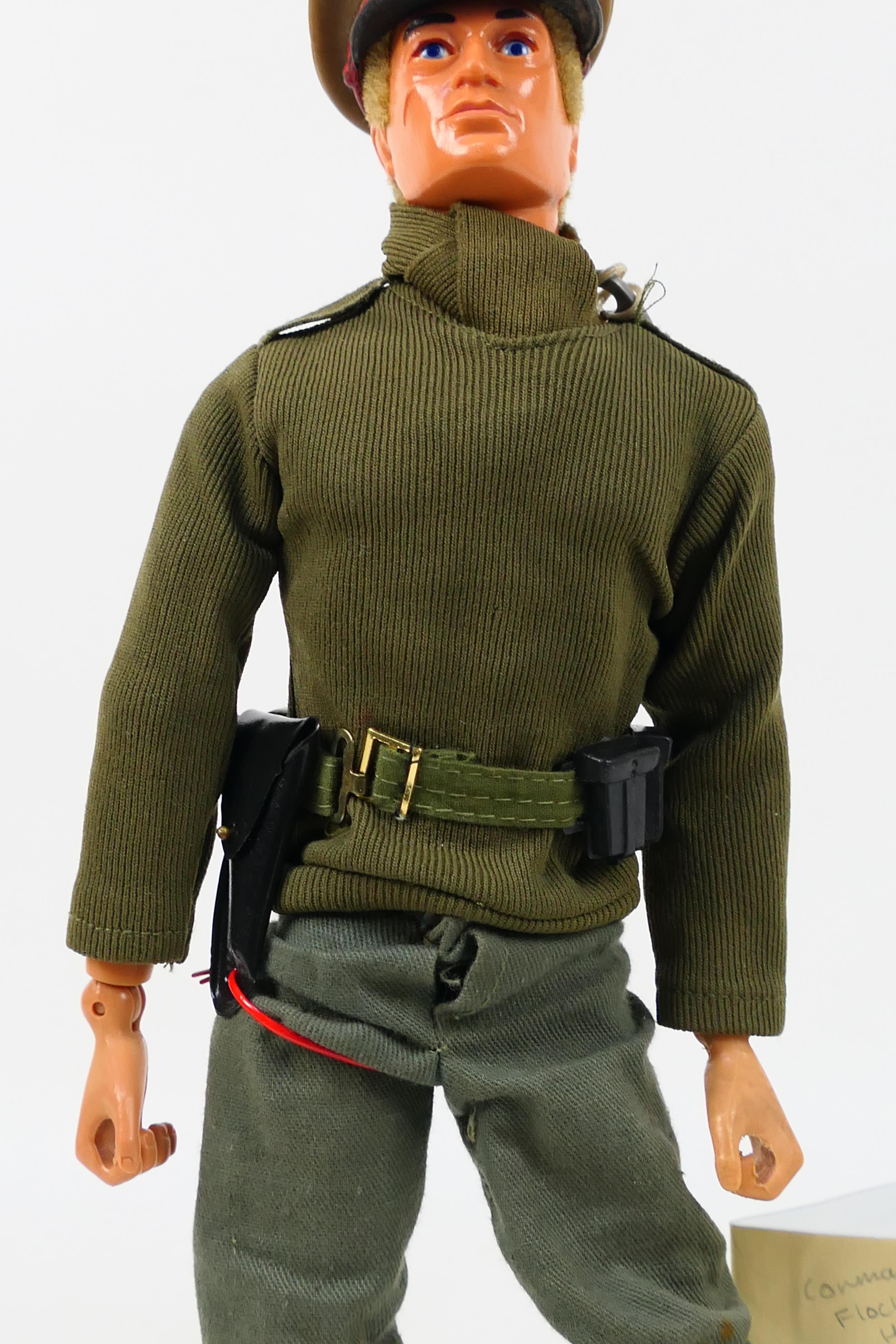 Palitoy - Action Man - An unboxed vintage 'Talking Commander' eagle eye Action Man blonde flock - Image 3 of 7