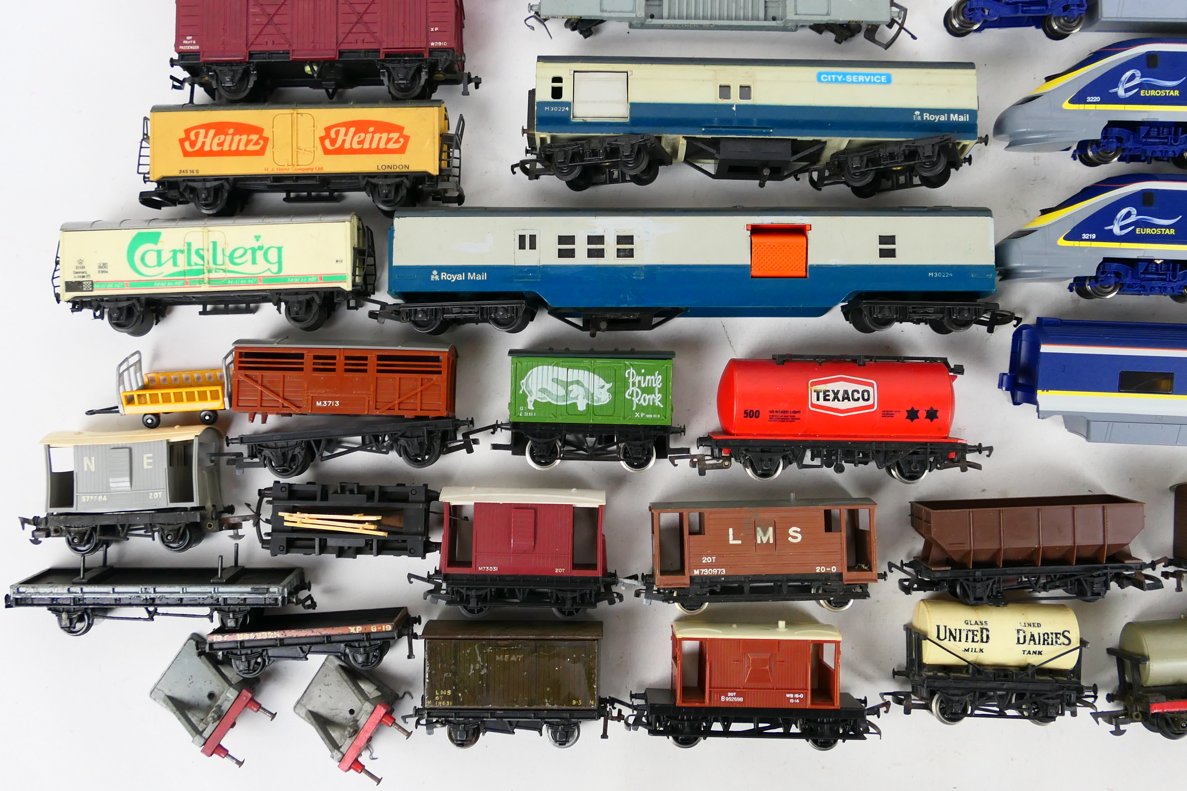 Hornby - Dublo - Jouef - Lima - A collection of OO gauge items including a Eurostar set with power - Image 2 of 6