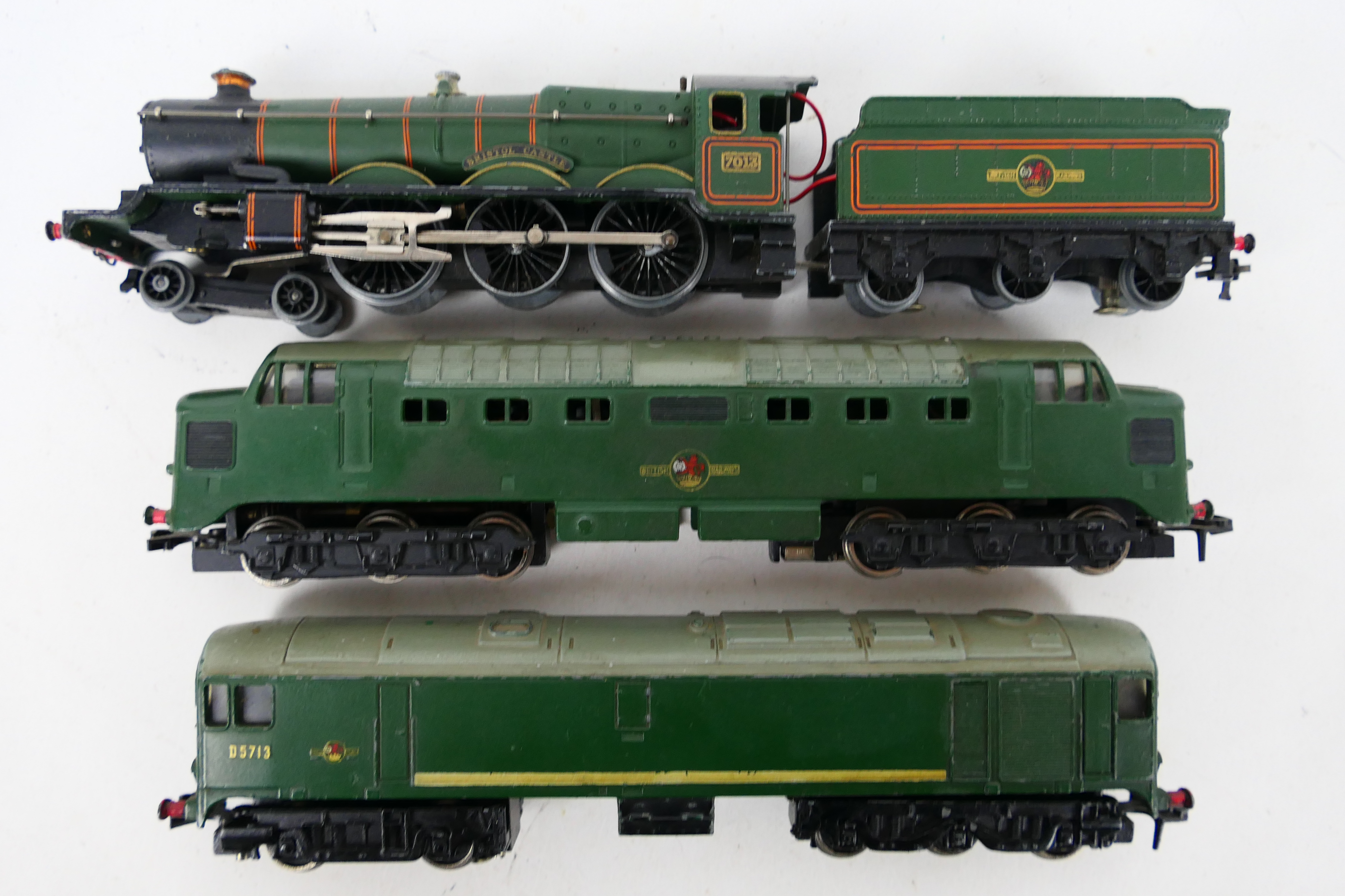 Hornby Dublo - 3 x unboxed 3 rail locomotives, a 4-6-0 named Bristol Castle number 7013,