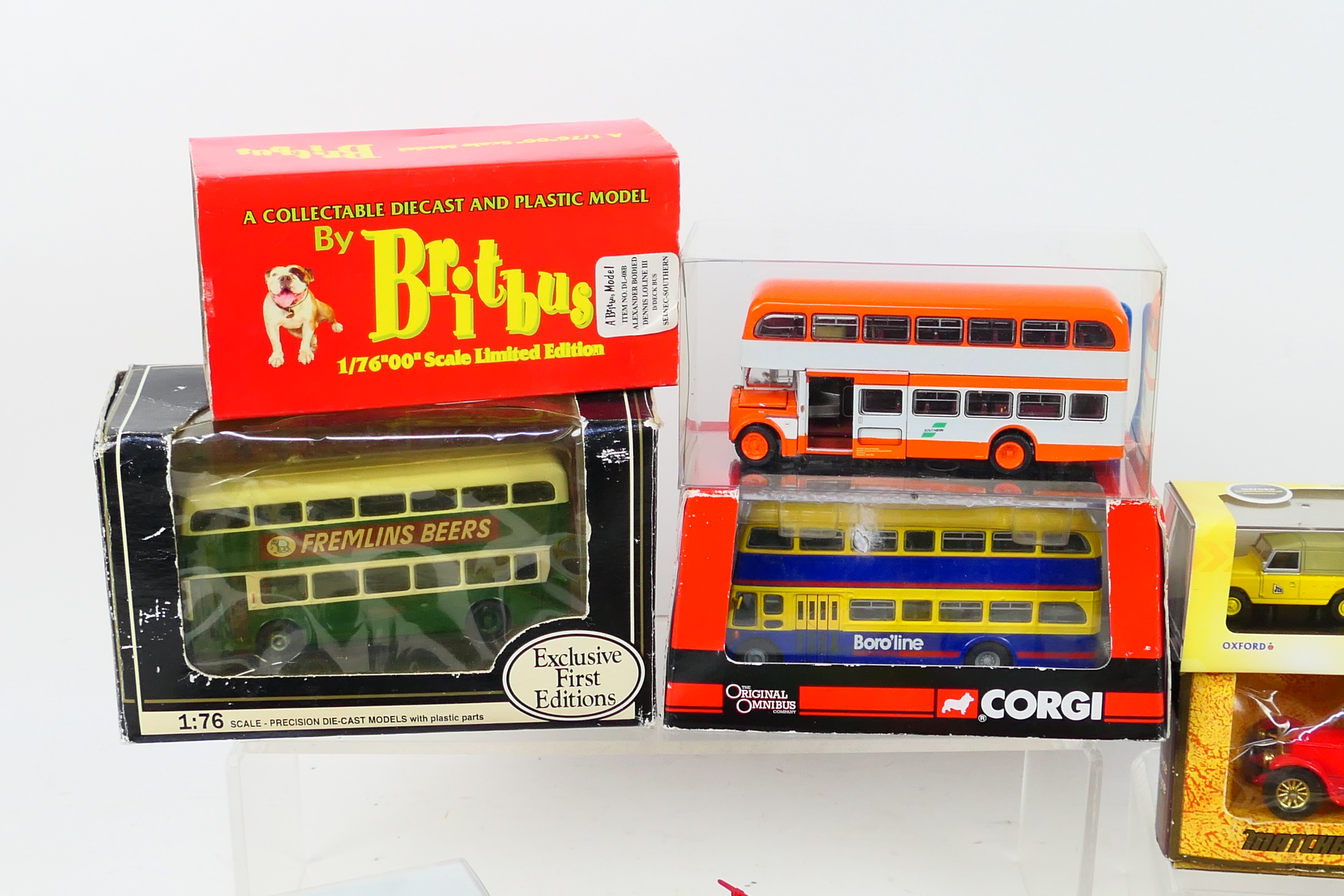 EFE - Britbus - Corgi - Oxford - A collection models mostly in 1:76 railway scale including a - Image 2 of 6