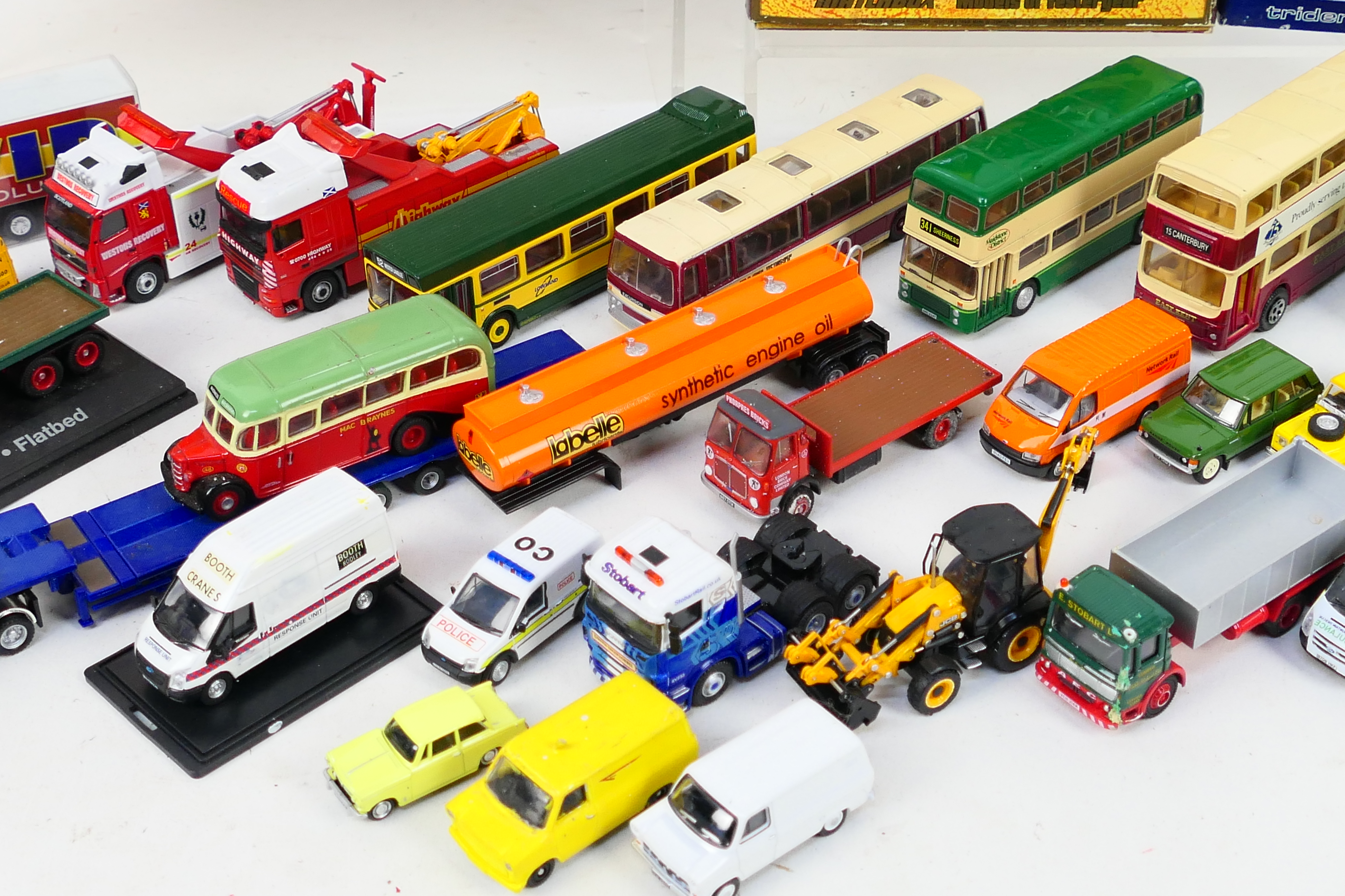 EFE - Britbus - Corgi - Oxford - A collection models mostly in 1:76 railway scale including a - Image 5 of 6