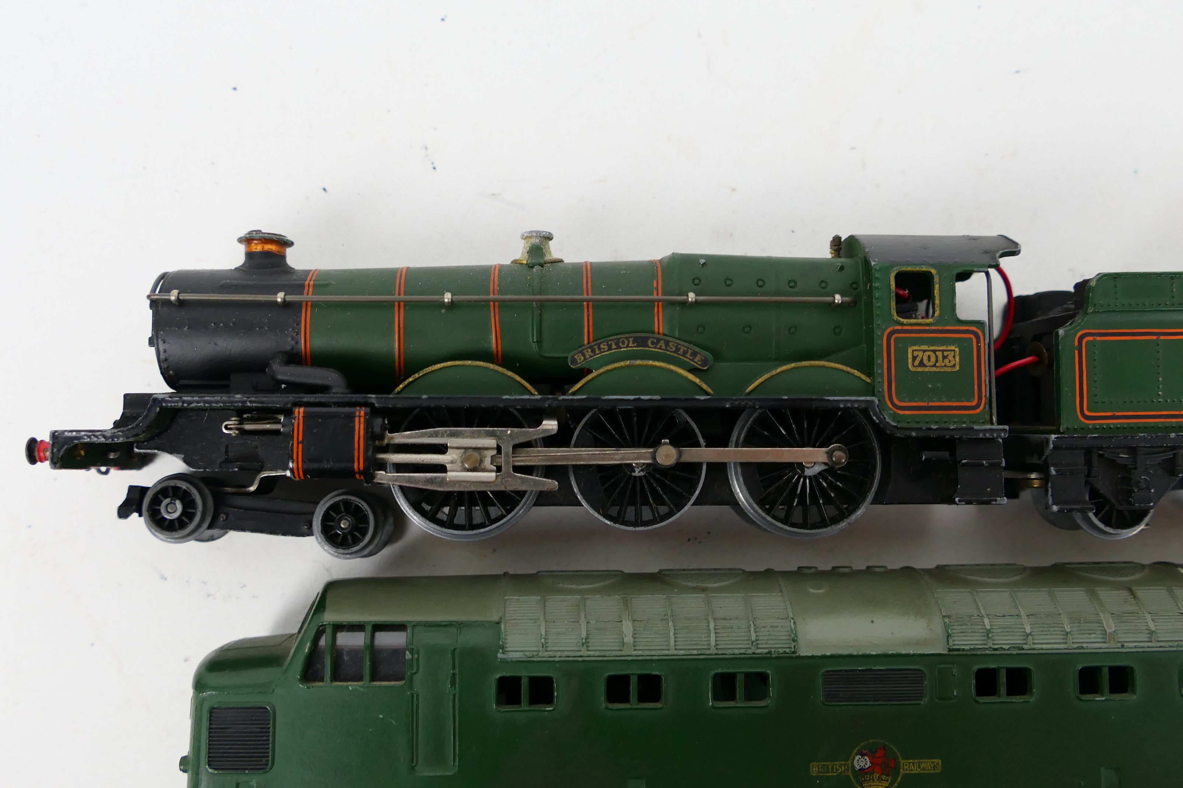 Hornby Dublo - 3 x unboxed 3 rail locomotives, a 4-6-0 named Bristol Castle number 7013, - Image 2 of 4