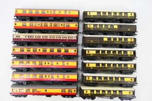 Hornby - Triang - An unboxed rake of 14 OO gauge passenger Coaches.