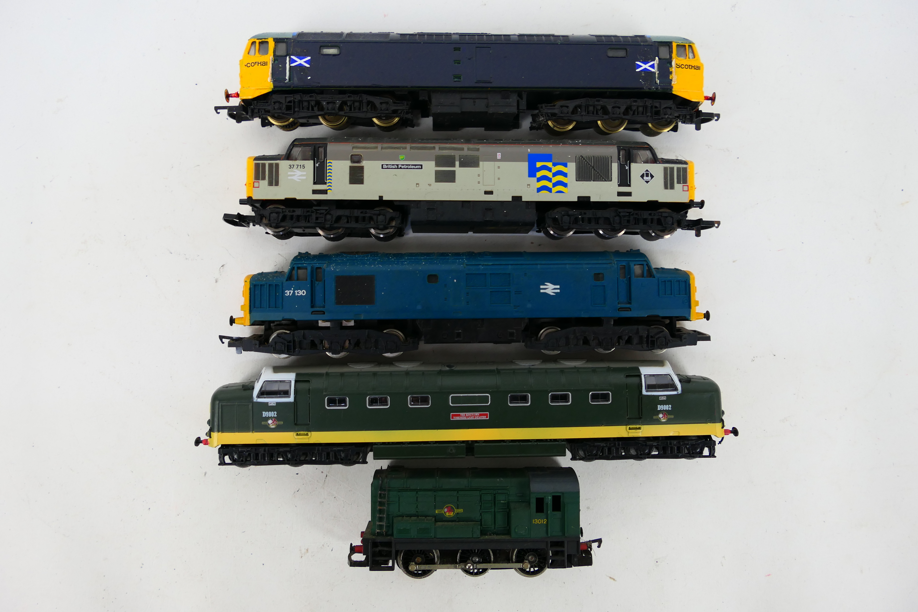 Hornby - Lima - 5 x OO gauge locomotives for spare or restoration including a class 37 named