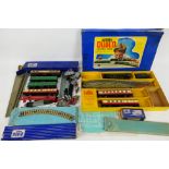 Hornby Dublo - A boxed Hornby Dublo 3-rail Electric Train set with some boxed and unboxed Hornby