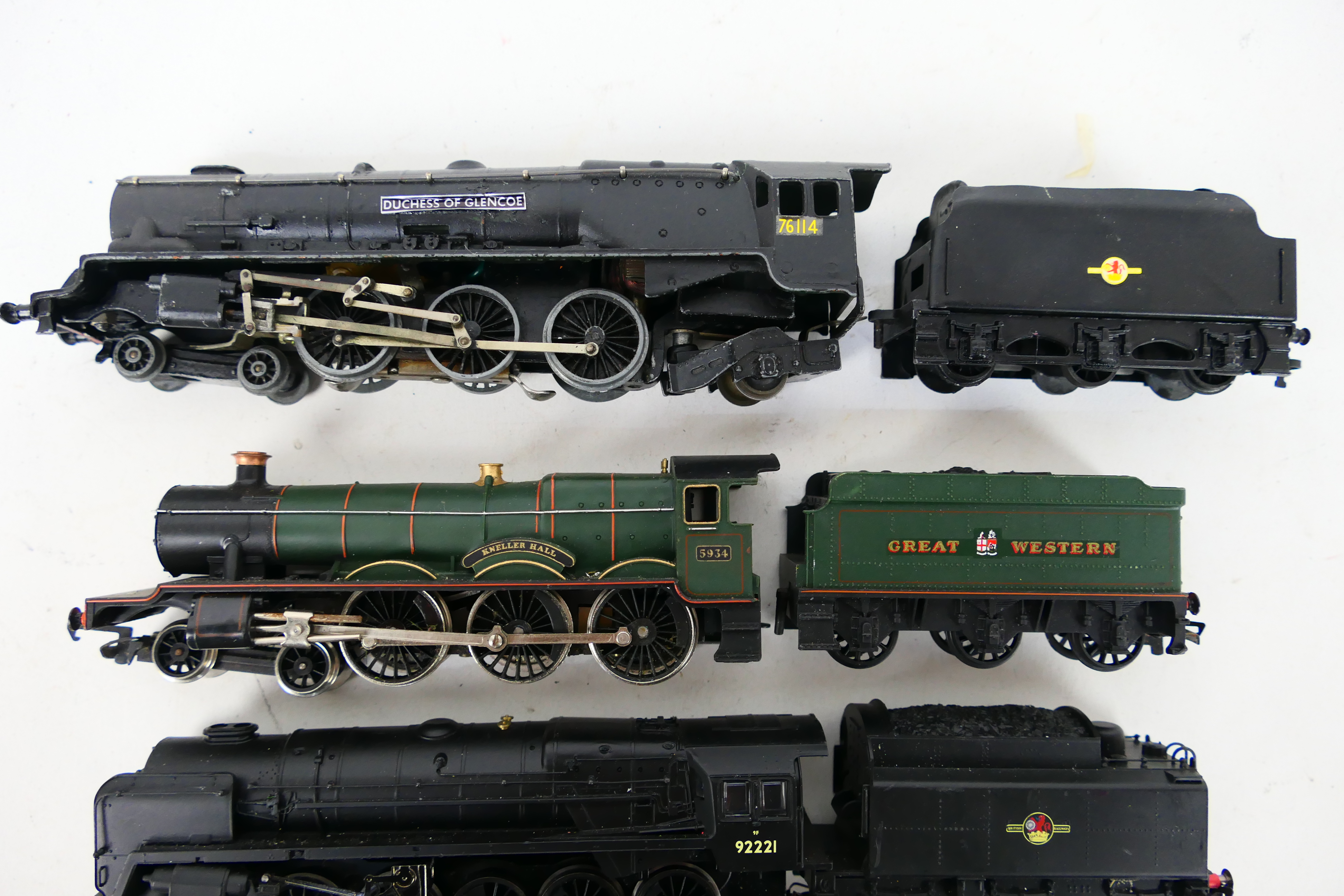 Hornby - 4 x unboxed OO gauge steam locomotives for spares or restoration including a repainted - Image 3 of 4