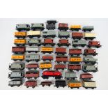 Hornby - Triang - Hornby Dublo - Others - Over 40 unboxed playworn items of mainly Hoprnby Dublo