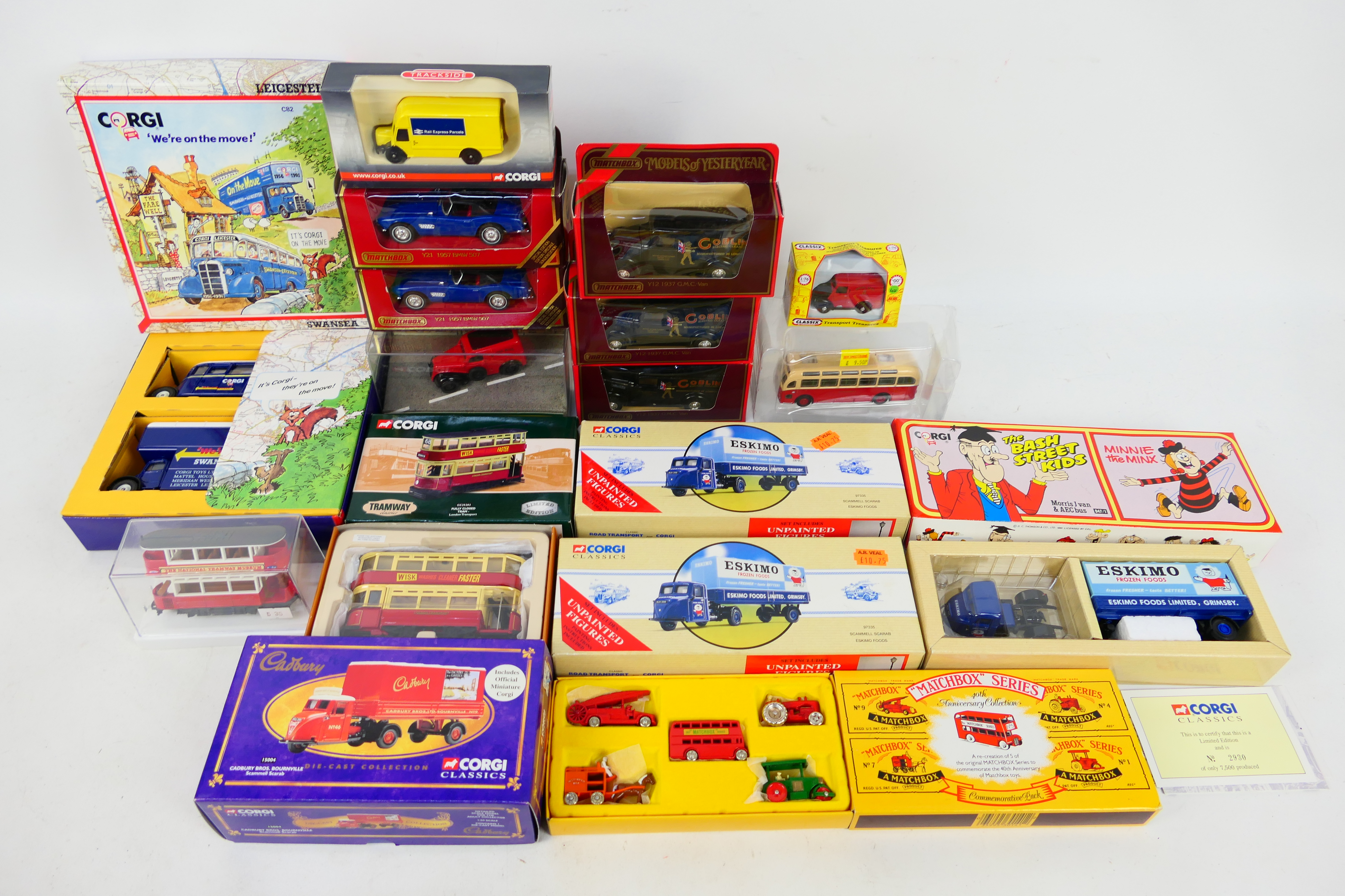 Corgi - Matchbox - Yesteryear - EFE - 17 x boxed vehicles and sets including limited edition