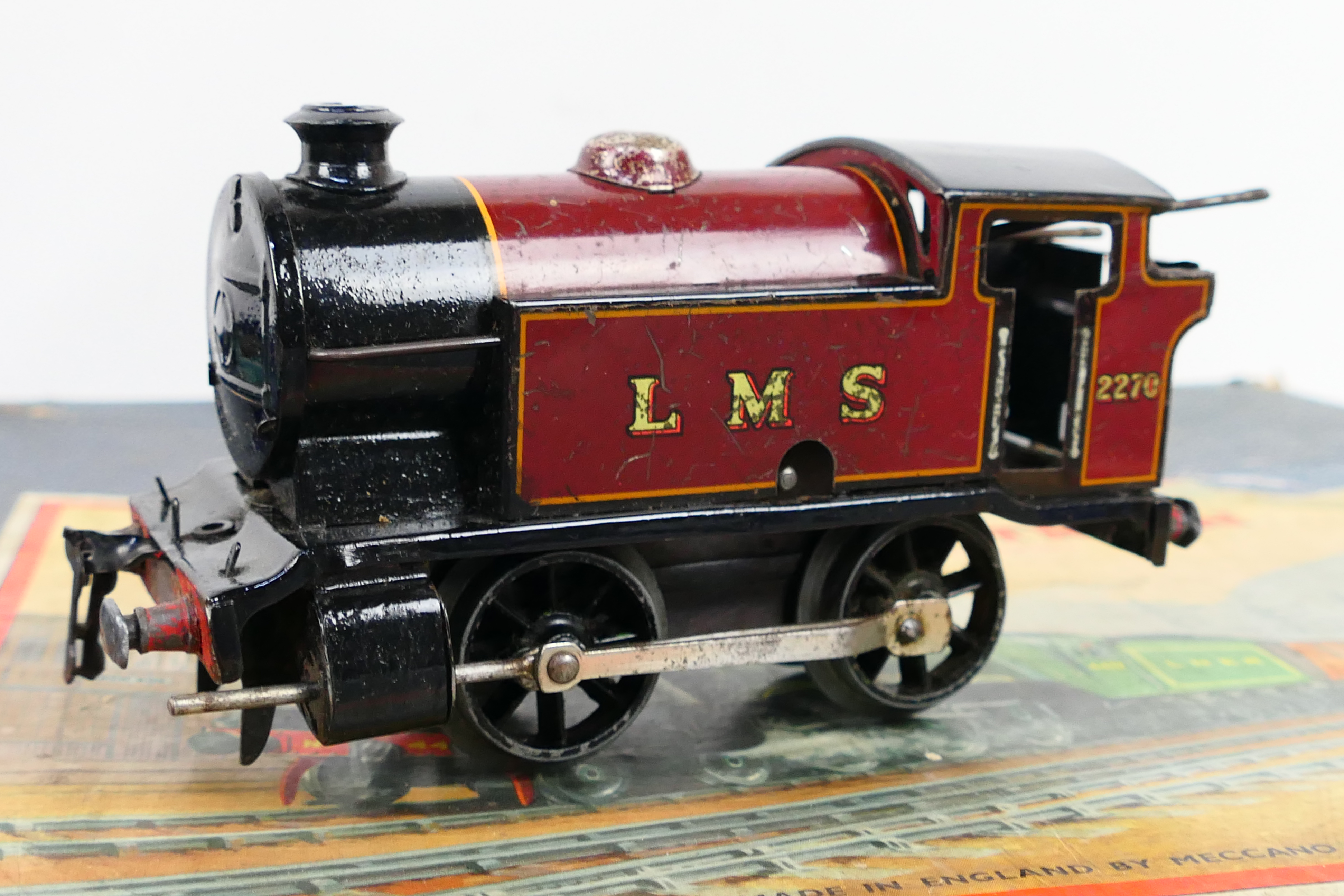 Hornby - A boxed clockwork O gauge 501 Passenger Set in LMS livery. - Image 4 of 5