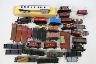 Hornby Dublo - Bachmann - Westdale - Kitmaster - A collection of unboxed OO gauge rolling stock
